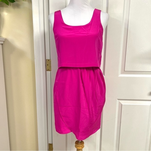 Amanda Uprichard Silk tulip Mini Dress Size S women’s Barbie Pink - Picture 1 of 11
